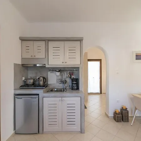 Evita Guesthouse,heated Jacuzzi,sea View, 2pax Hébergement de vacances Vourvoúlos